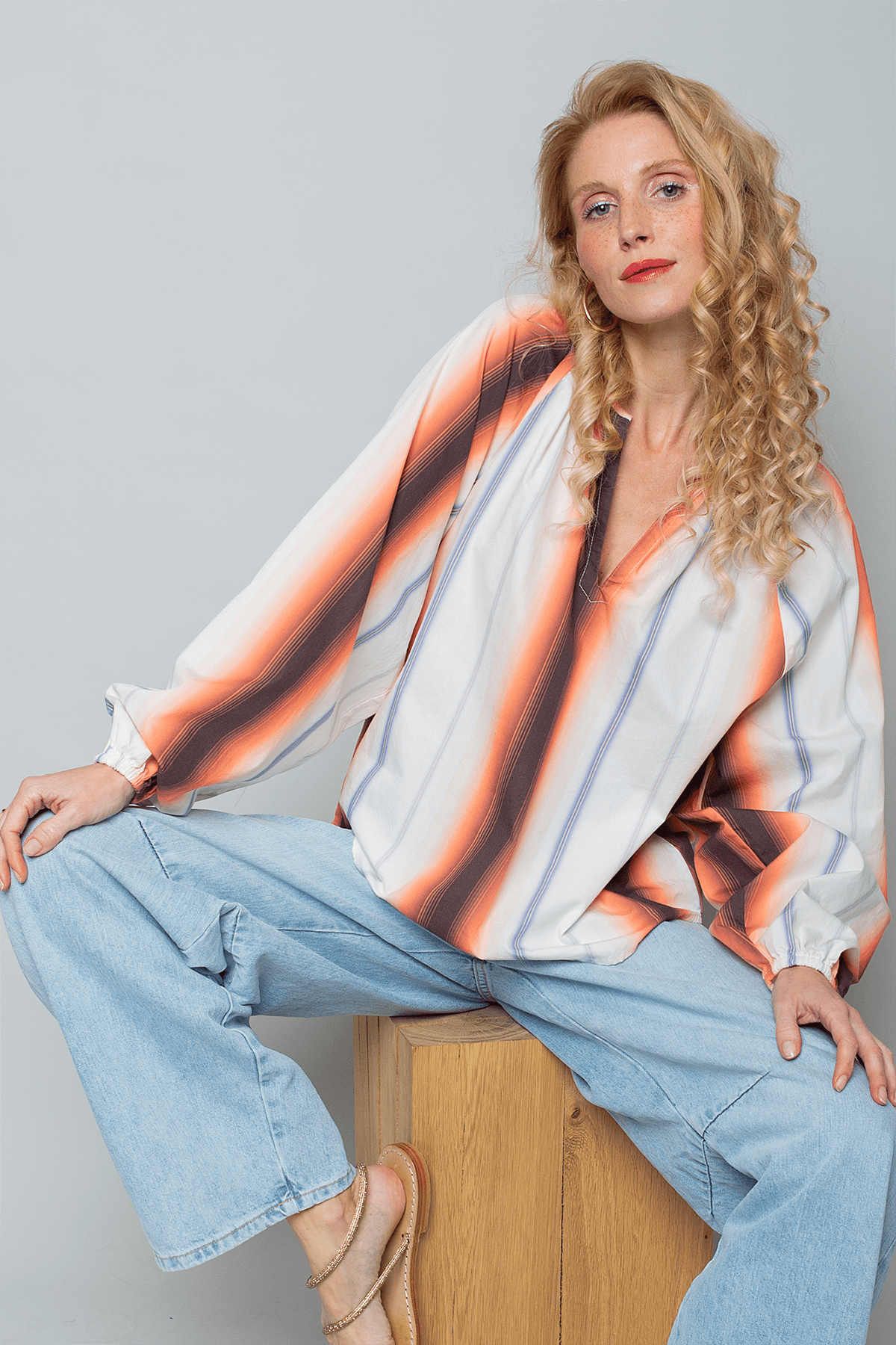 Bluse mit V-Ausschnitt oversized multi stripe Bluse Emily van den Bergh