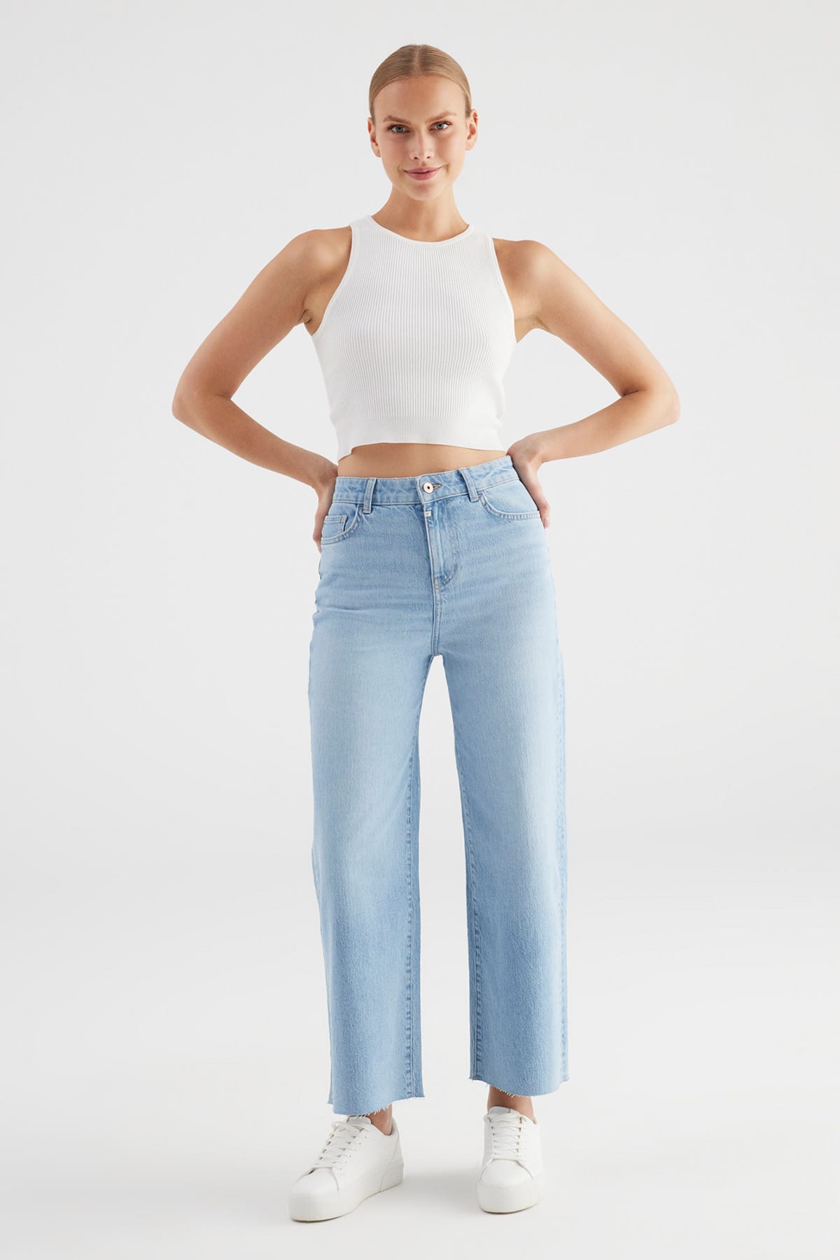 Jeans Aura Light Blue Jeans C.O.J - Cup of Joe Denim