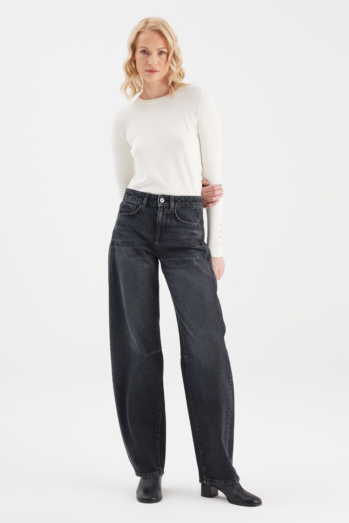 Jeans Clara Black Vintage Jeans C.O.J - Cup of Joe Denim