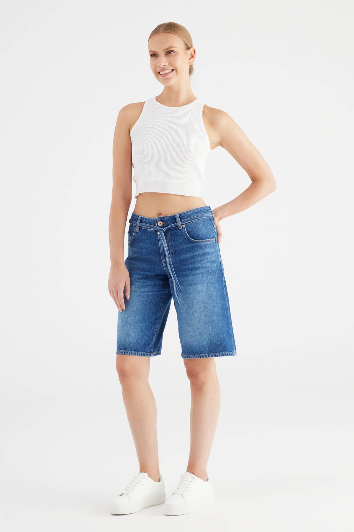 Jeansshorts Harper Medium Blue Jeansshorts C.O.J - Cup of Joe Denim