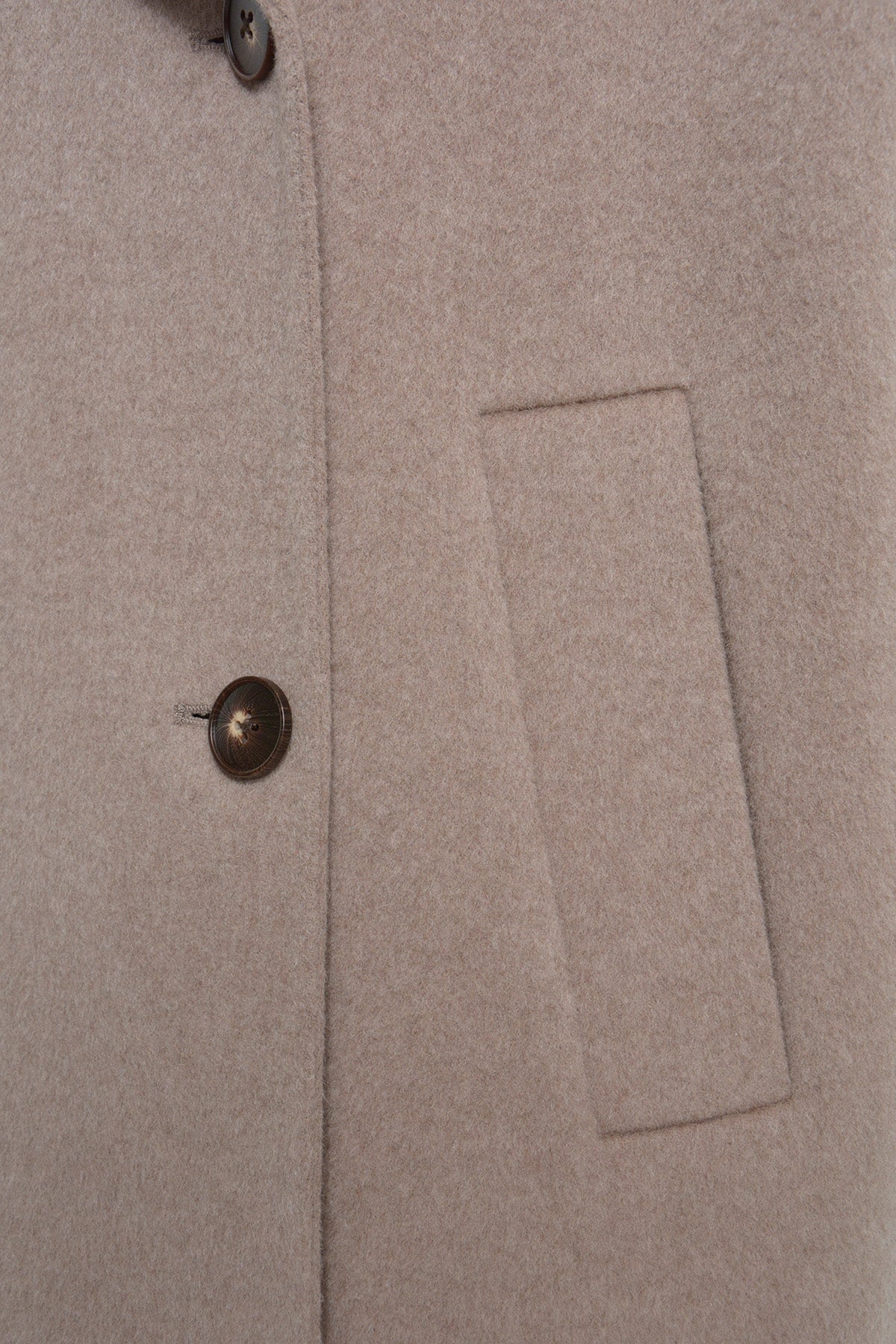 Mantel double breasted wool lapel collar welt pockets 1/1 sleeve mink Mantel Milano