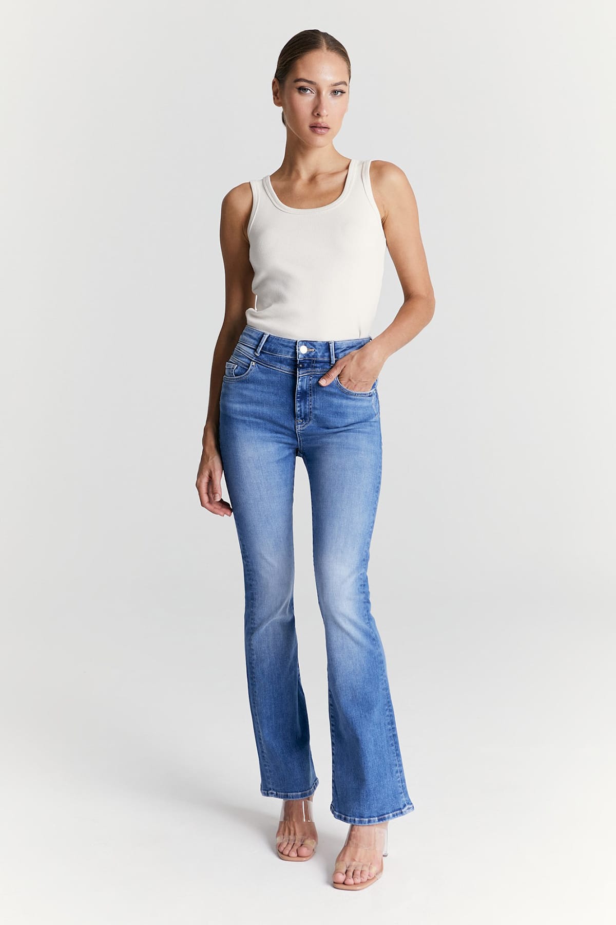 Ultra High Waist Flare Jeans Matilda - Medium Blue Jeans C.O.J - Cup of Joe Denim