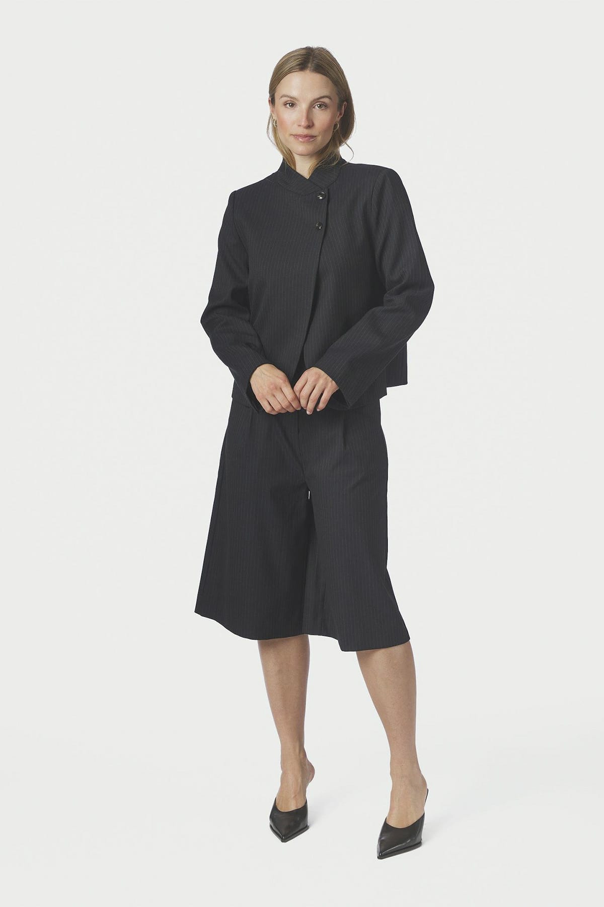 Blazer Tiria Slim Pinstripe Dark Navy Blazer Neo Noir 