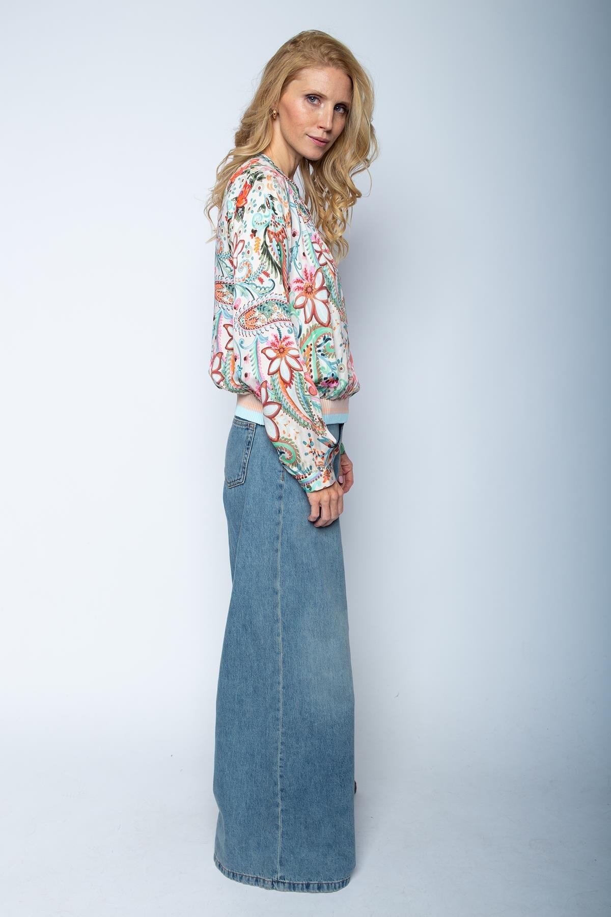 Bluse mit elastischem Bund multi flower paisley Bluse Emily van den Bergh 