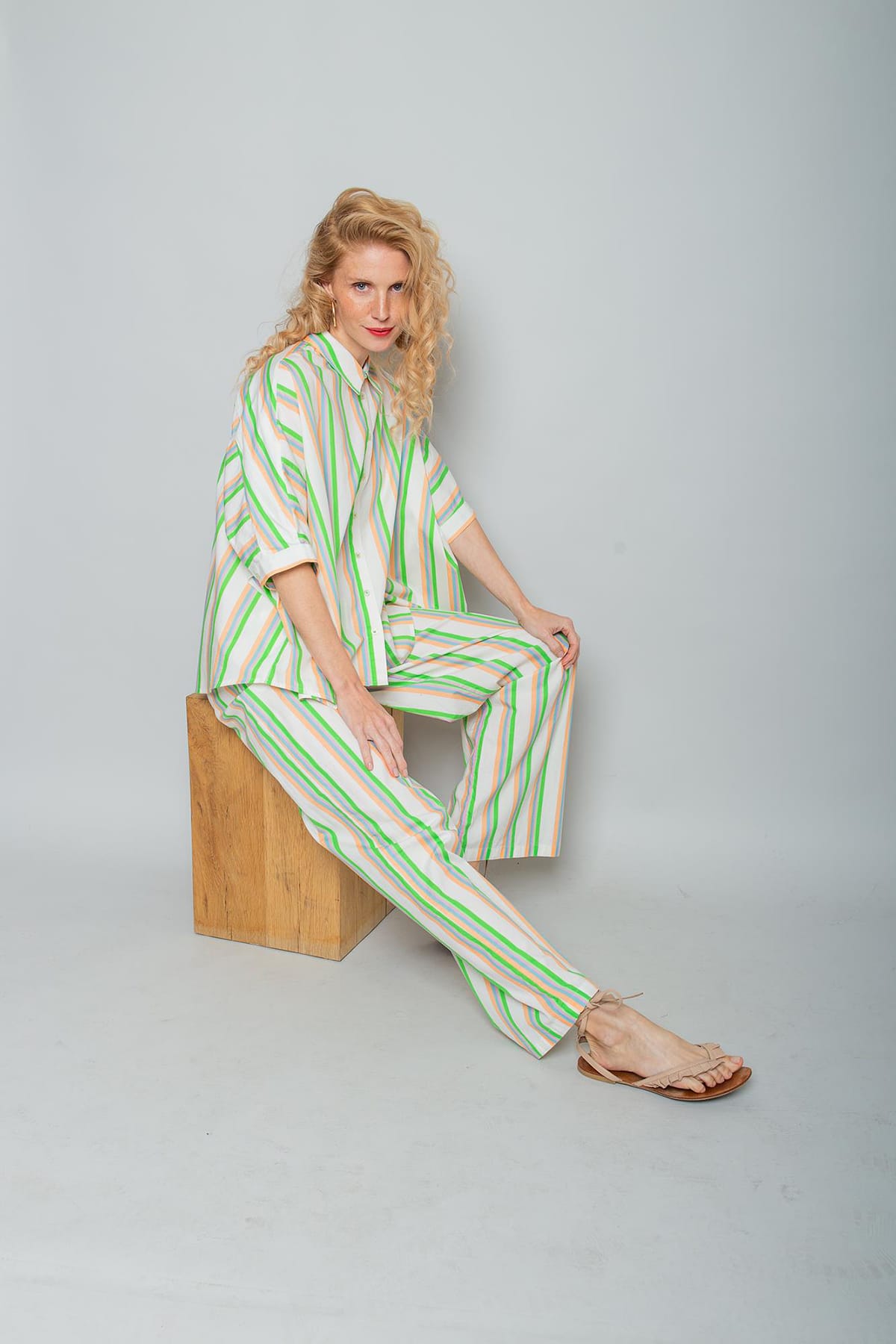 Bluse mit Hemdblusenkragen white multi stripe Bluse Emily van den Bergh 