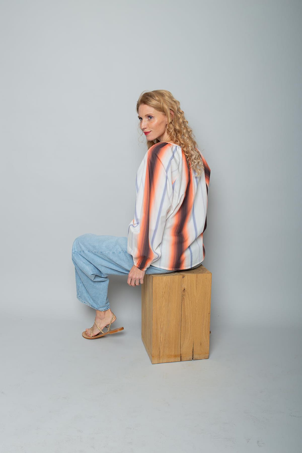 Bluse mit V-Ausschnitt oversized multi stripe Bluse Emily van den Bergh 