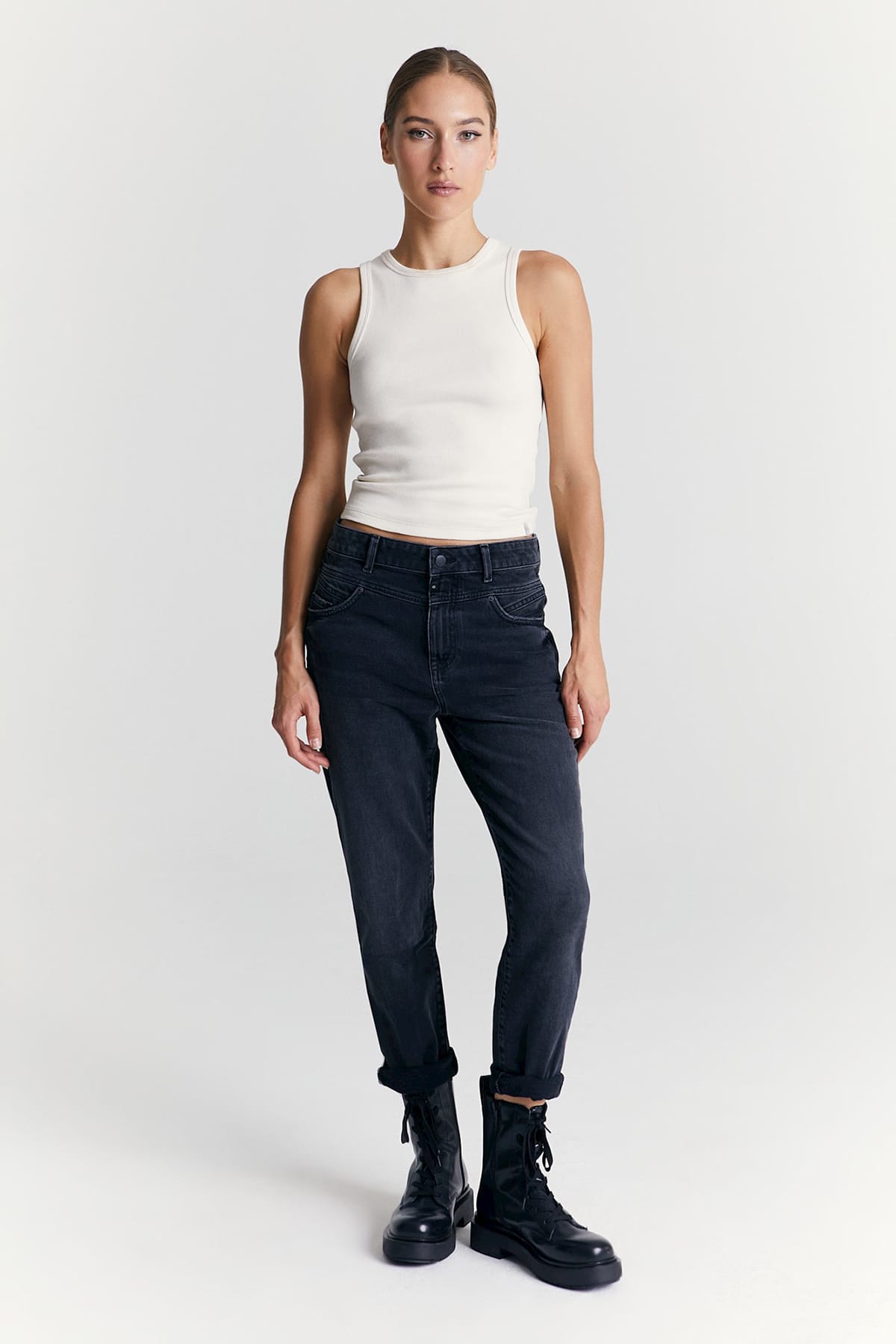 Boyfriend Jeans Victoria - Black Vintage Jeans C.O.J - Cup of Joe Denim 