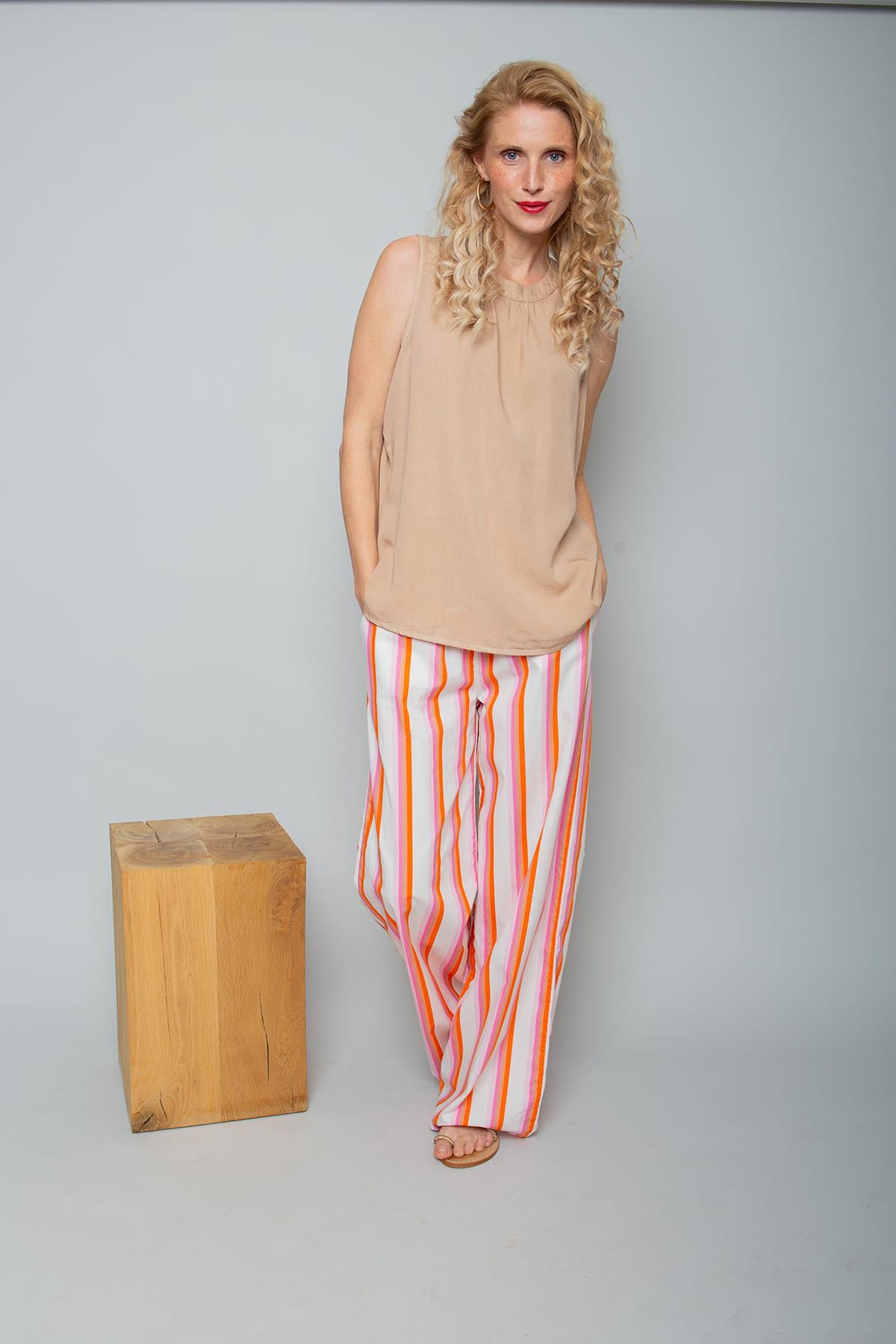 Hose mit elastischem Bündchen pink orange stripe Hose Emily van den Bergh 