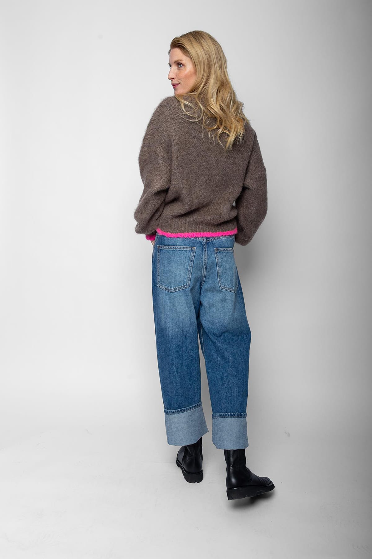 Pullover mit neon-pinkem Ringel taupe Pullover Emily van den Bergh 