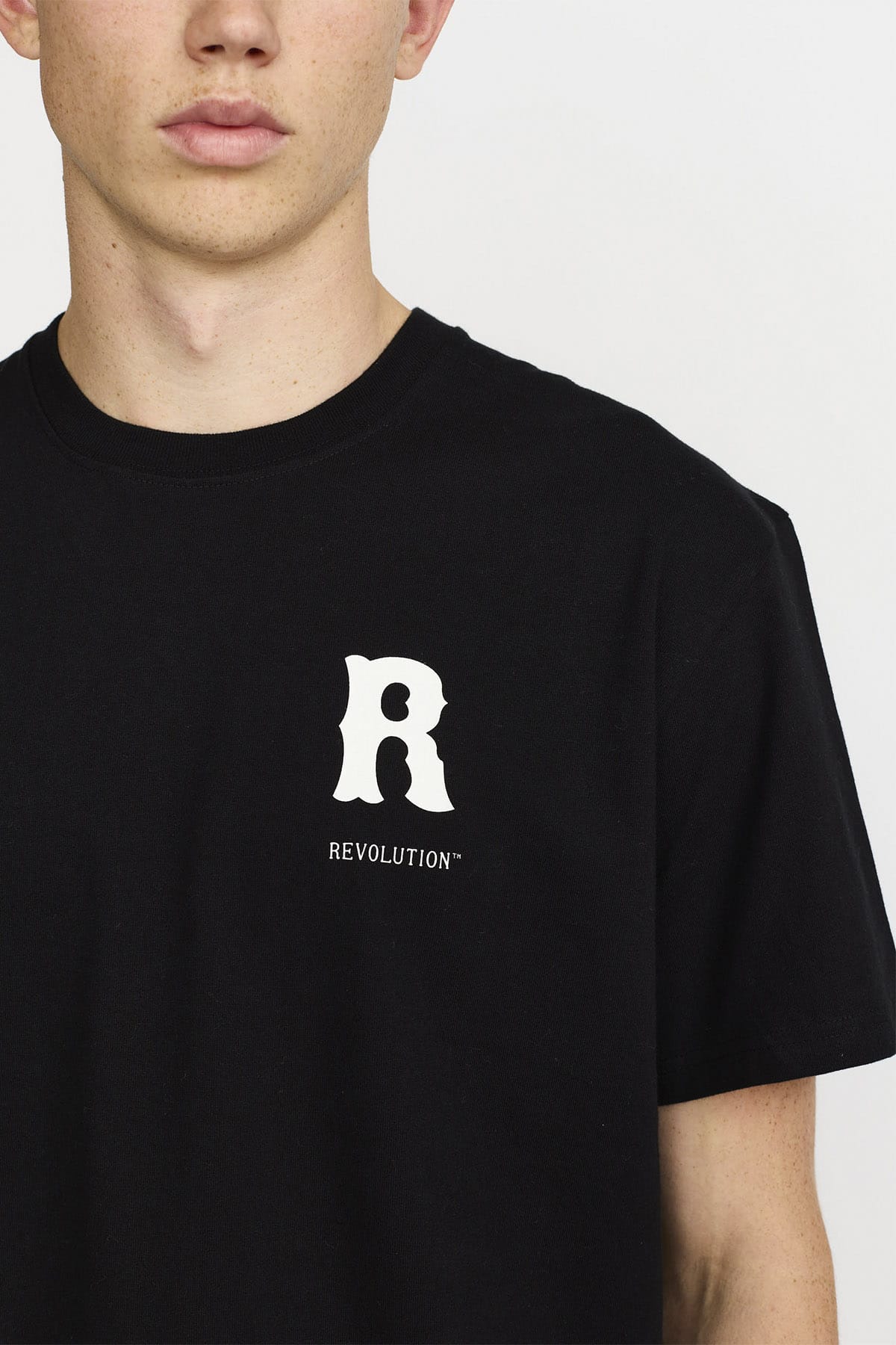 T-Shirt Printed Black T-Shirt RVLT Revolution 