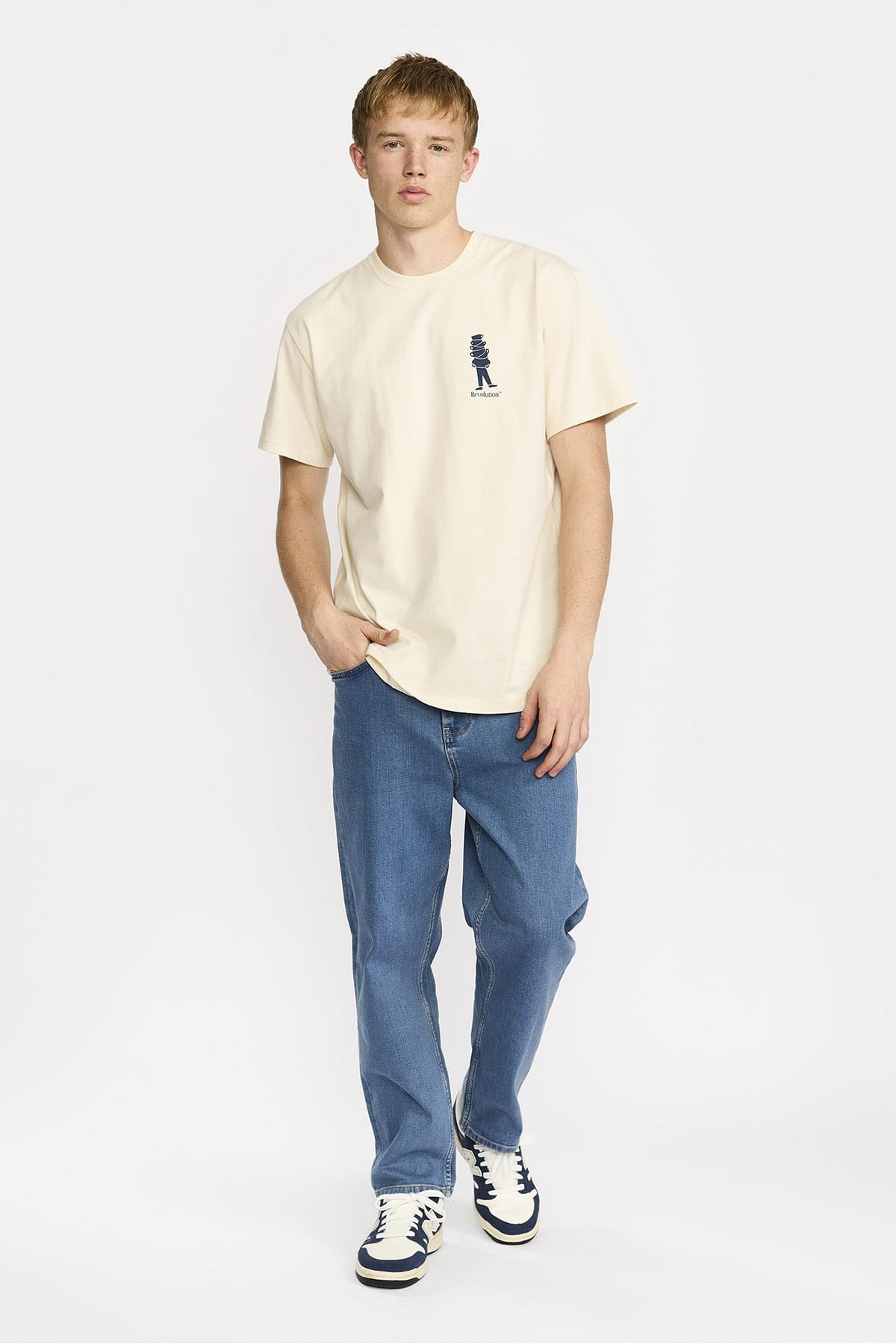 T-Shirt Printed Offwhite T-Shirt RVLT Revolution 