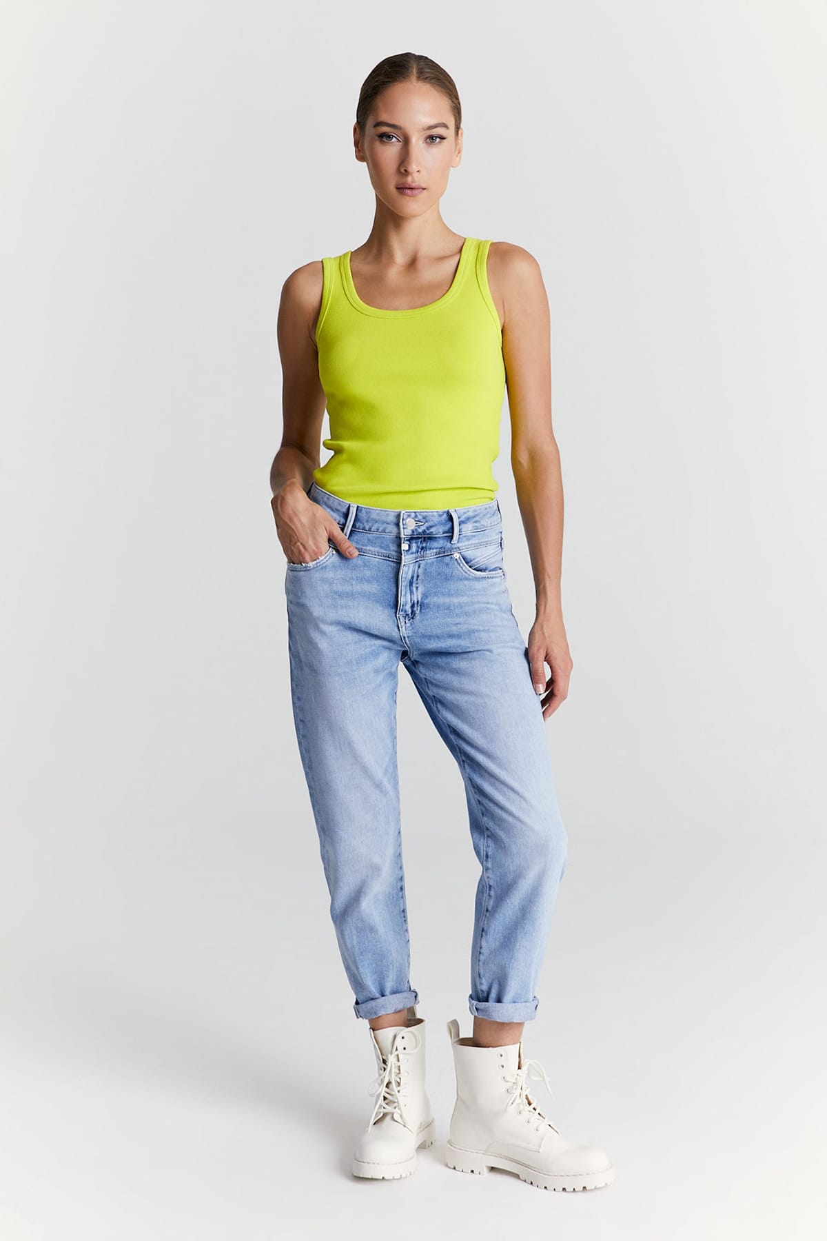 Boyfriend Jeans Victoria - Light Blue Jeans C.O.J - Cup of Joe Denim 
