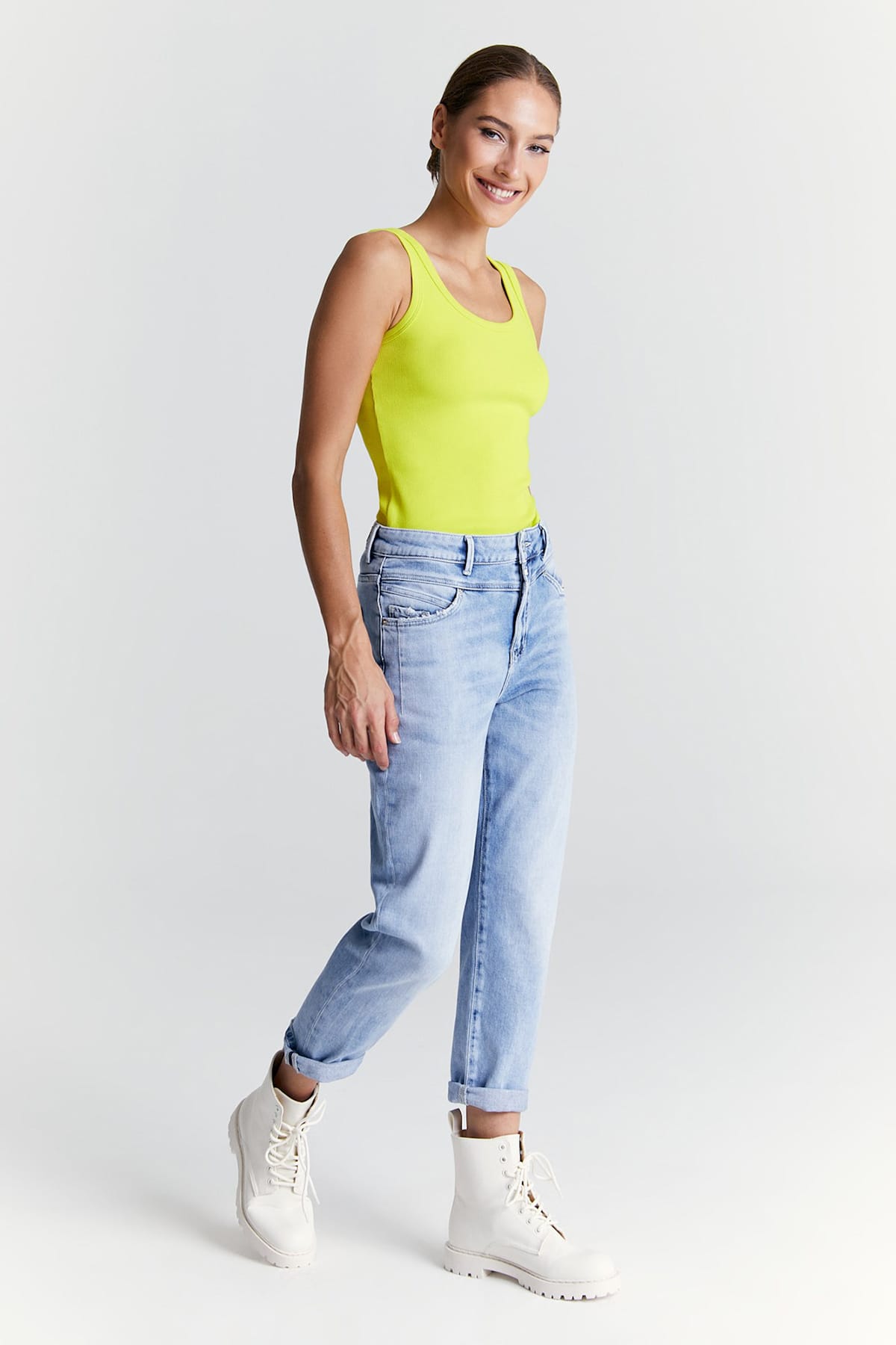 Boyfriend Jeans Victoria - Light Blue Jeans C.O.J - Cup of Joe Denim 