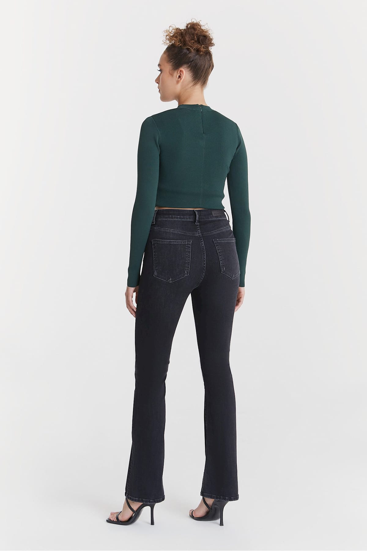 Ultra High Waist Flare Jeans Matilda - Black Vintage Jeans C.O.J - Cup of Joe Denim 