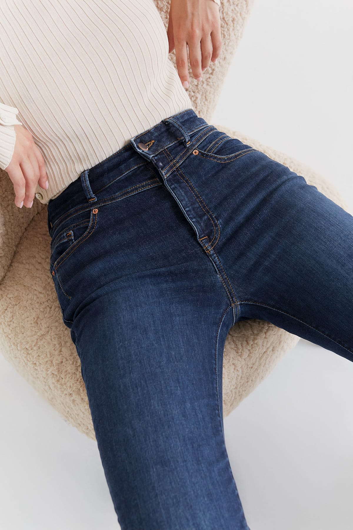 Ultra High Waist Flare Jeans Matilda - Deep Blue Jeans C.O.J - Cup of Joe Denim 