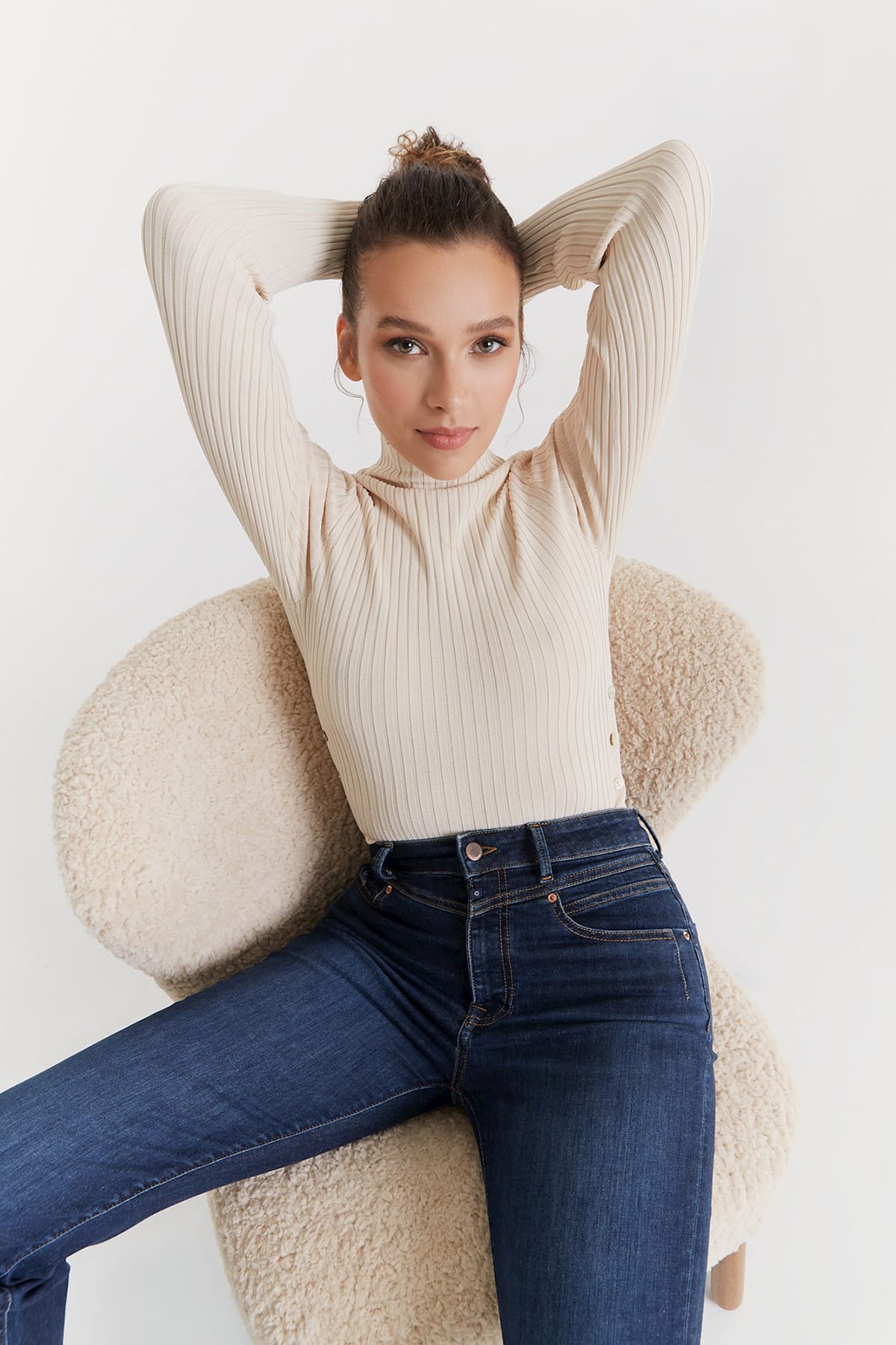 Ultra High Waist Flare Jeans Matilda - Deep Blue Jeans C.O.J - Cup of Joe Denim 